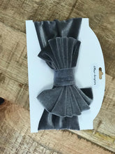 Load image into Gallery viewer, Velvet Big Bow Headband