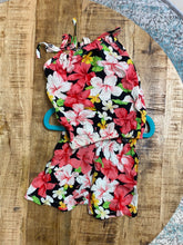 Load image into Gallery viewer, Floral Strapless Sets
